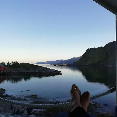 Lofotveggen Panorama بولستاد