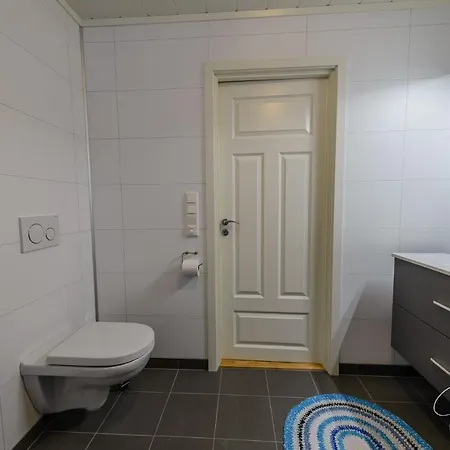 Lofotveggen Panorama Ballstad